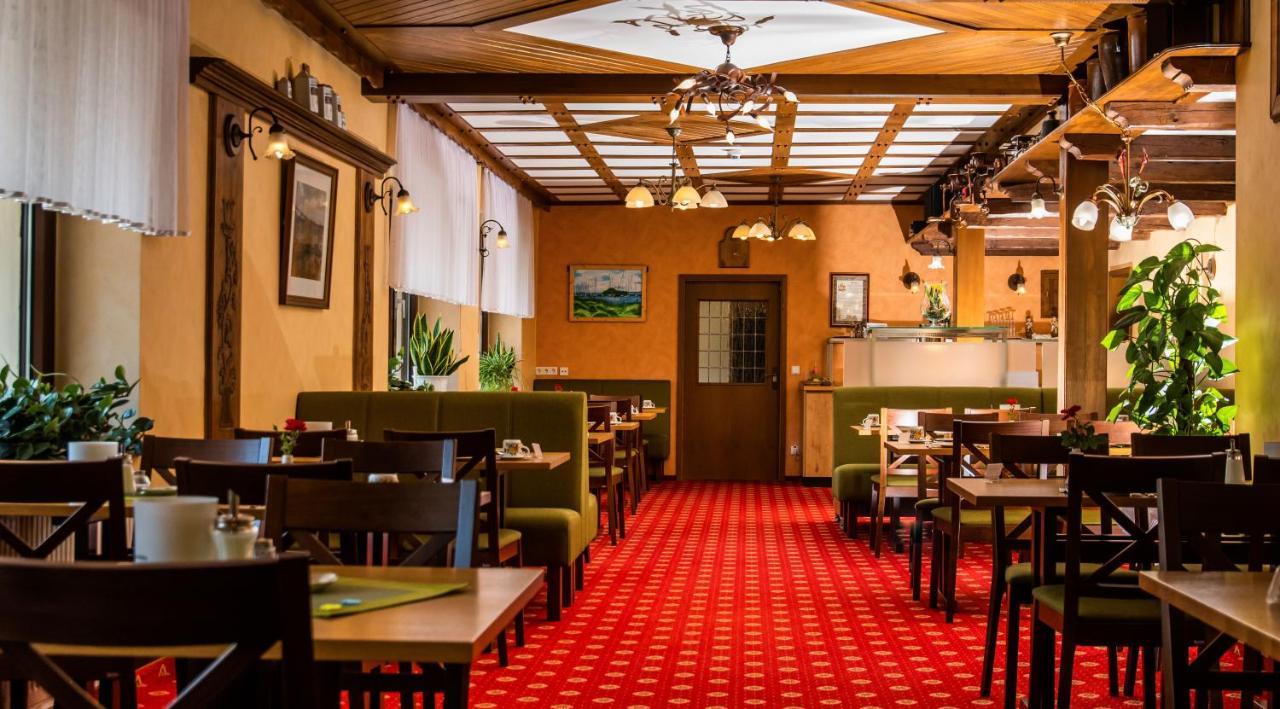 Hotel Garni Zur Alten Post 렘부르흐 외부 사진